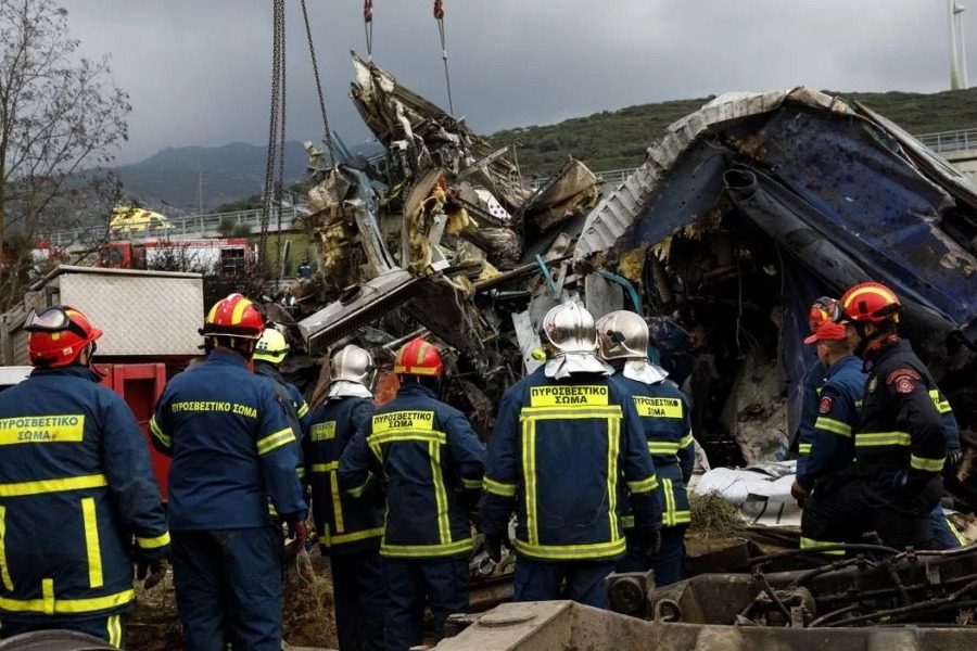 «Μαμά μου έλα να με πάρεις!» – Το τηλεφώνημα και οι φωνές της 22χρονης από το δεύτερο βαγόνι