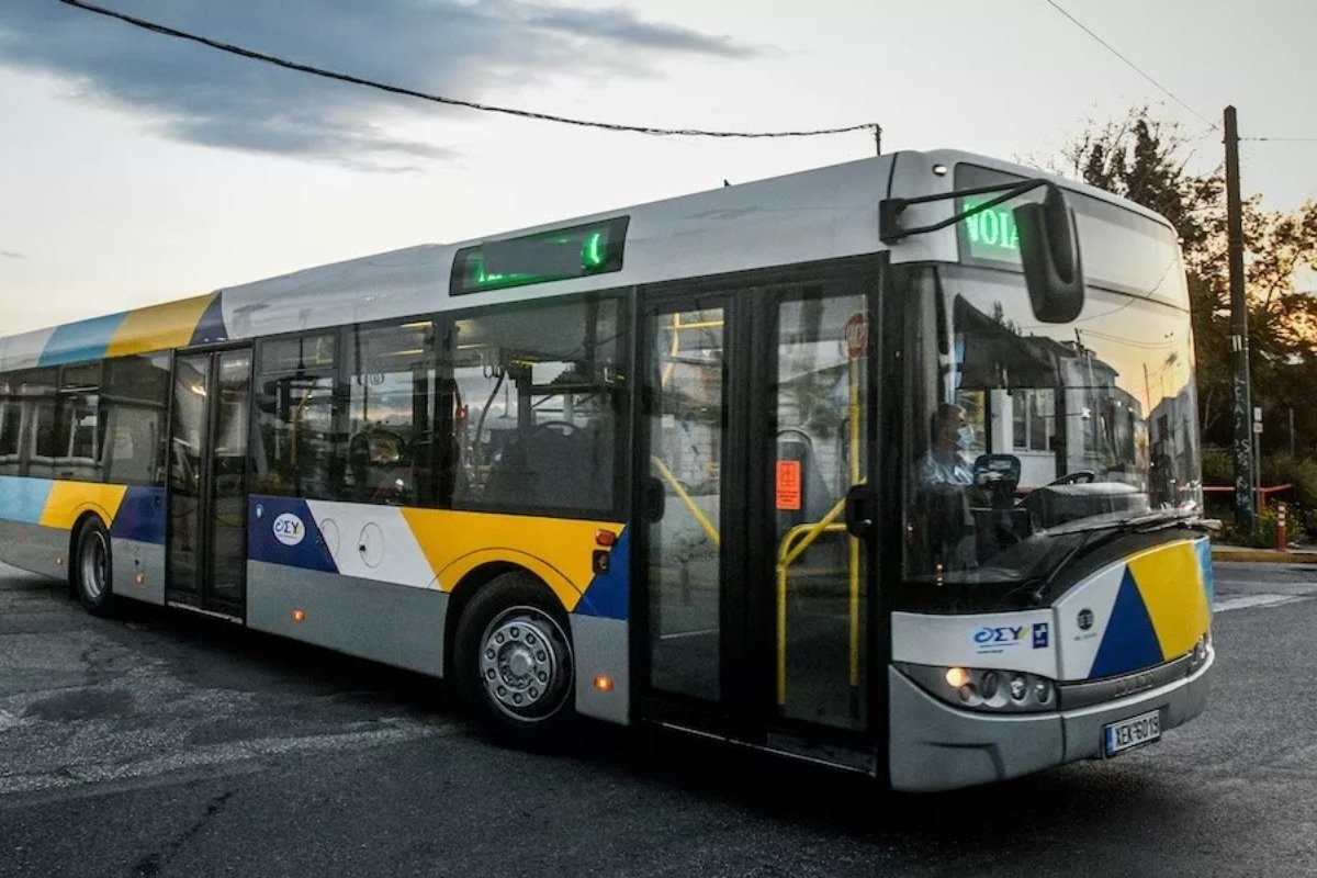 Εξαλλη κατάσταση στους δρόμους – Έπεσαν μπουνιές και κλωτσιές