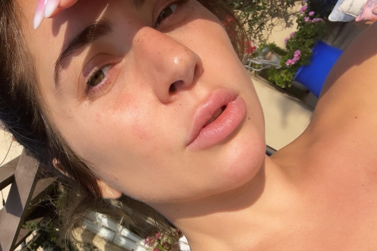 Οι πιο iconic selfies των celebrities χωρίς μακιγιάζ