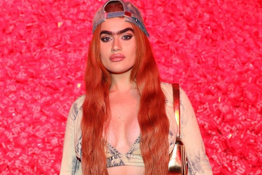 Η Σοφία Χατζηπαντελή δείχνει το σώμα της αρετουσάριστο και «ρίχνει» το Instagram