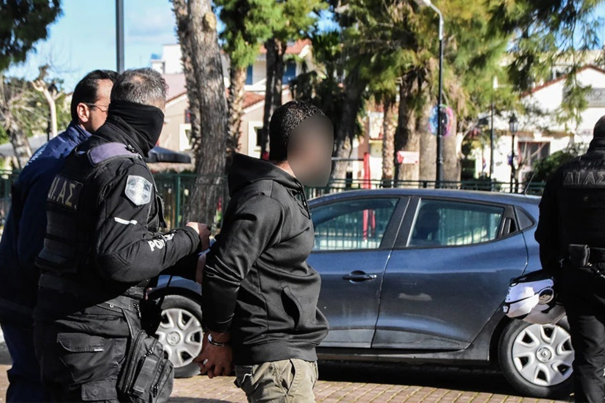 Προφυλακιστέος ο 34χρονος που χτύπησε με σίδερο τη σύζυγό του