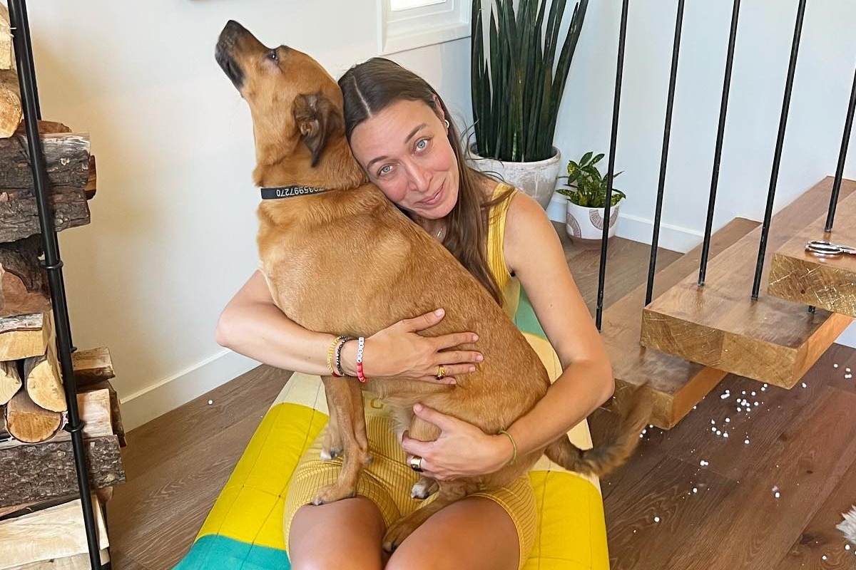 Η Alana Hadid ξεκίνησε το μόντελινγκ ‑ Δείτε τη μεγάλη αδερφή της Gigi και της Bella