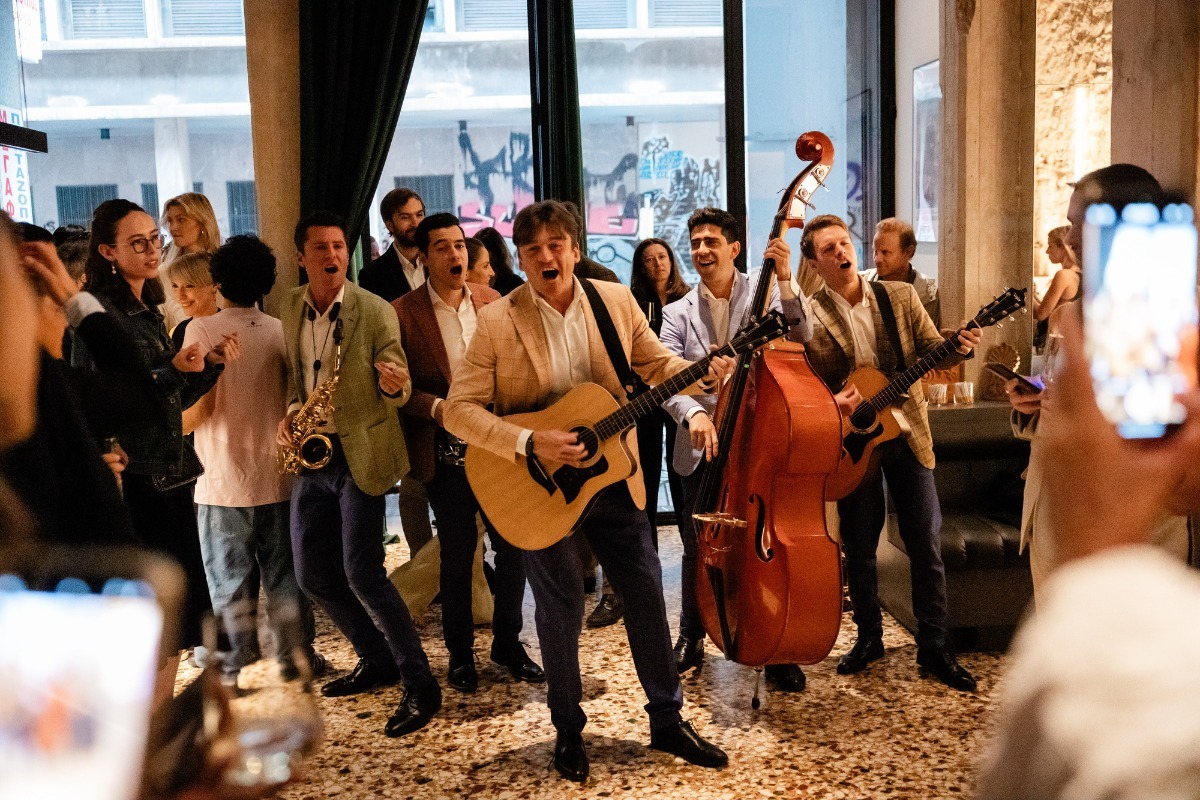 Ο όμιλος FSB διευρύνει τη διεθνή παρουσία του και έρχεται στην Αθήνα