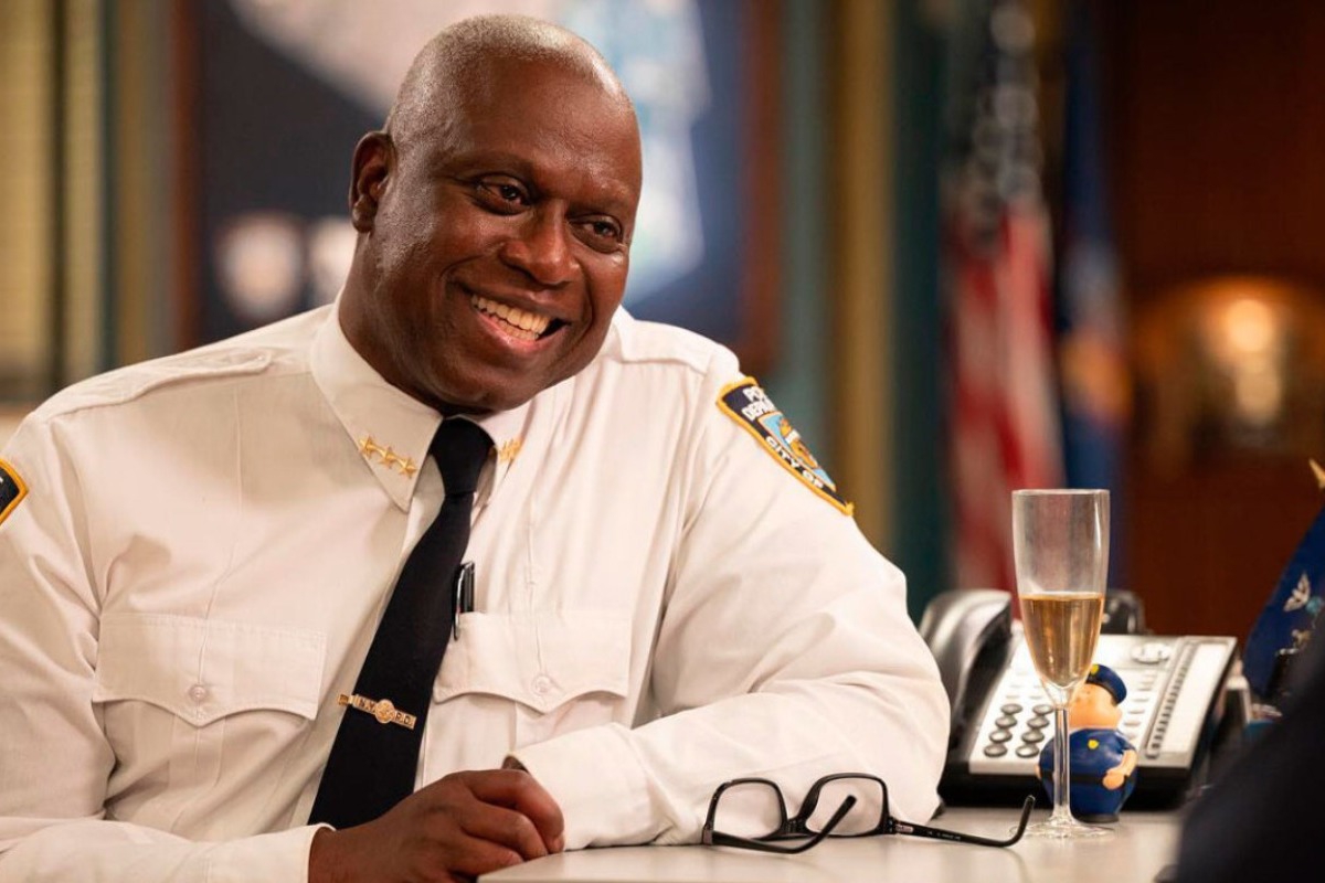 Αντρέ Μπράουερ: Πέθανε ο ηθοποιός από το Brooklyn Nine‑Nine