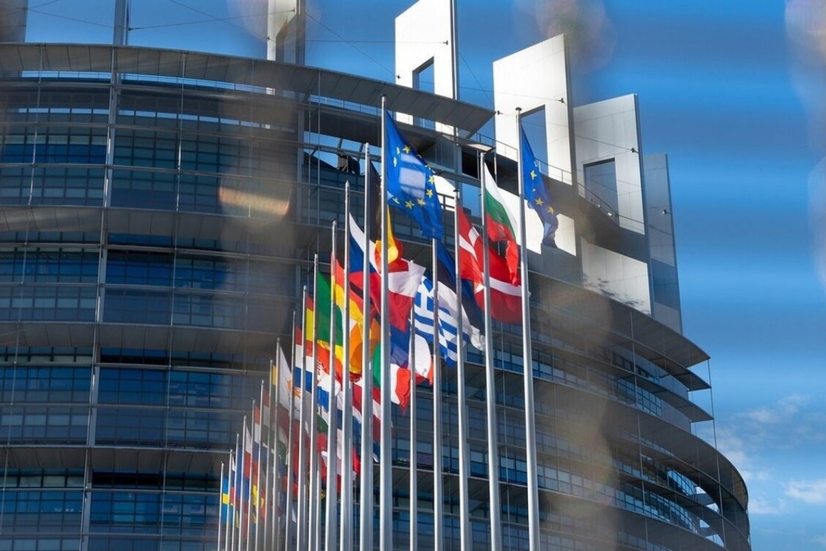 Η Ε.Ε. ετοιμάζεται να ρίξει 1,5 δισ. ευρώ στην Αμυνα και τους εξοπλισμούς
