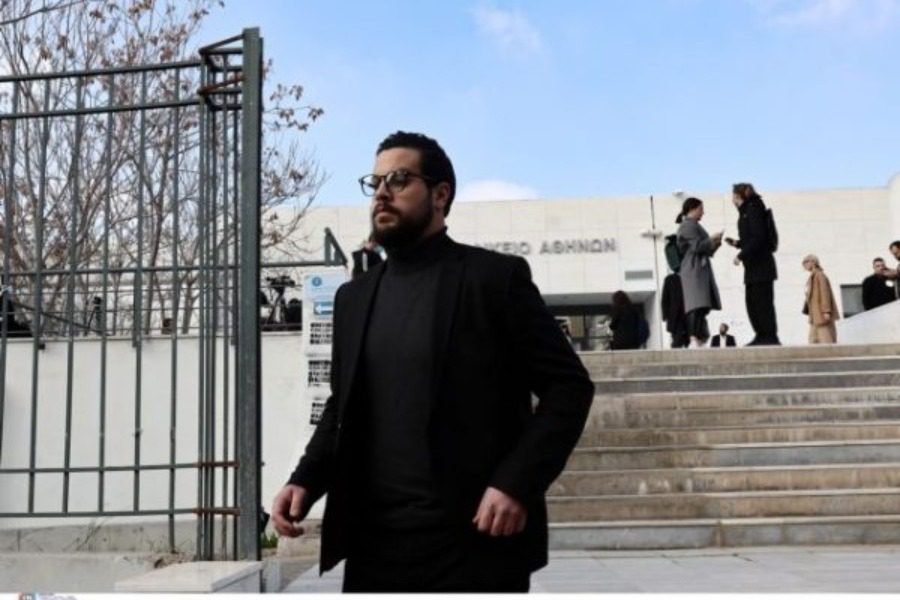 Ρούλα Πισπιρίγκου: «Ήθελε να με εκδικηθεί» απάντησε ο Μάνος Δασκαλάκης – Τα SMS που είχαν ανταλλάξει