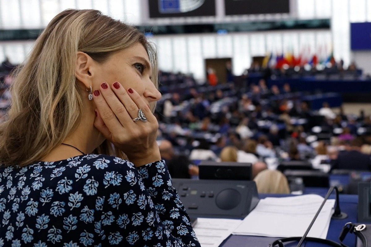 Εύα Καϊλή: Επέστρεψε στα έδρανα του Ευρωκοινοβουλίου για πρώτη φορά μετά το Qatargate