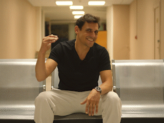 Ποιος έβγαλε από το κρατητήριο τον Σταύρο Σβήγκο; Και άλλες θεότρελες ιστορίες