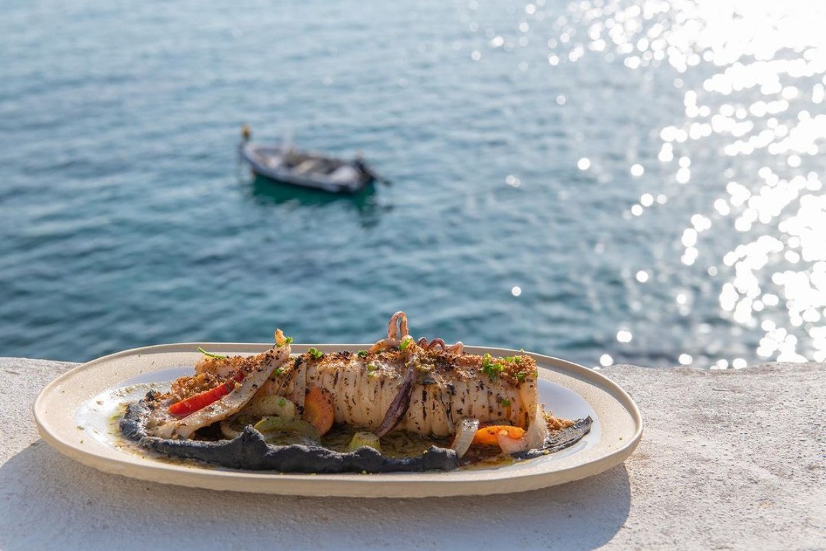 Διακοπές στην Τήνο: Τα μέρη που αξίζουν για φαγητό μετά τη θάλασσα