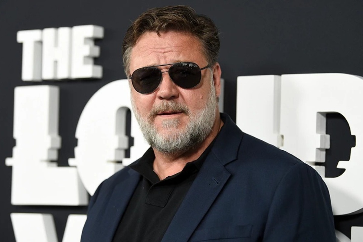 Όταν ο Ράσελ Κρόου έσπασε τα δύο του πόδια και το έμαθε μετά από μία δεκαετία