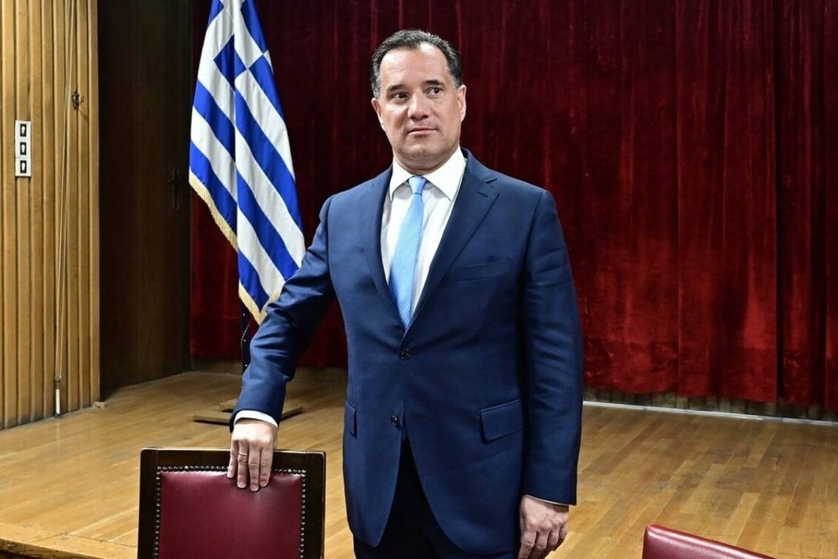 Γεωργιάδης: Σκοπός του προστίμου την περίοδο της πανδημίας ήταν να επιταχυνθούν οι εμβολιασμοί