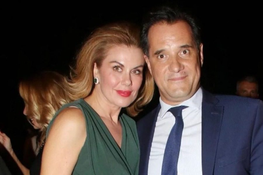 Τροχαίο για Αδωνι Γεωργιάδη ‑ Ευγενία Μανωλίδου