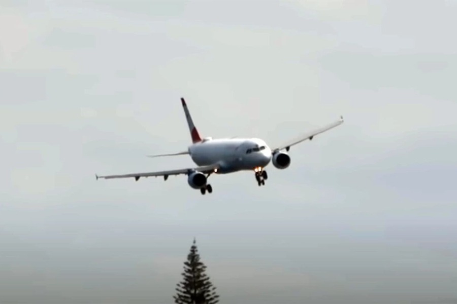 Μεθυσμένη επιβάτισσα προκάλεσε αναγκαστική προσγείωση αεροσκάφους στη Θεσσαλονίκη