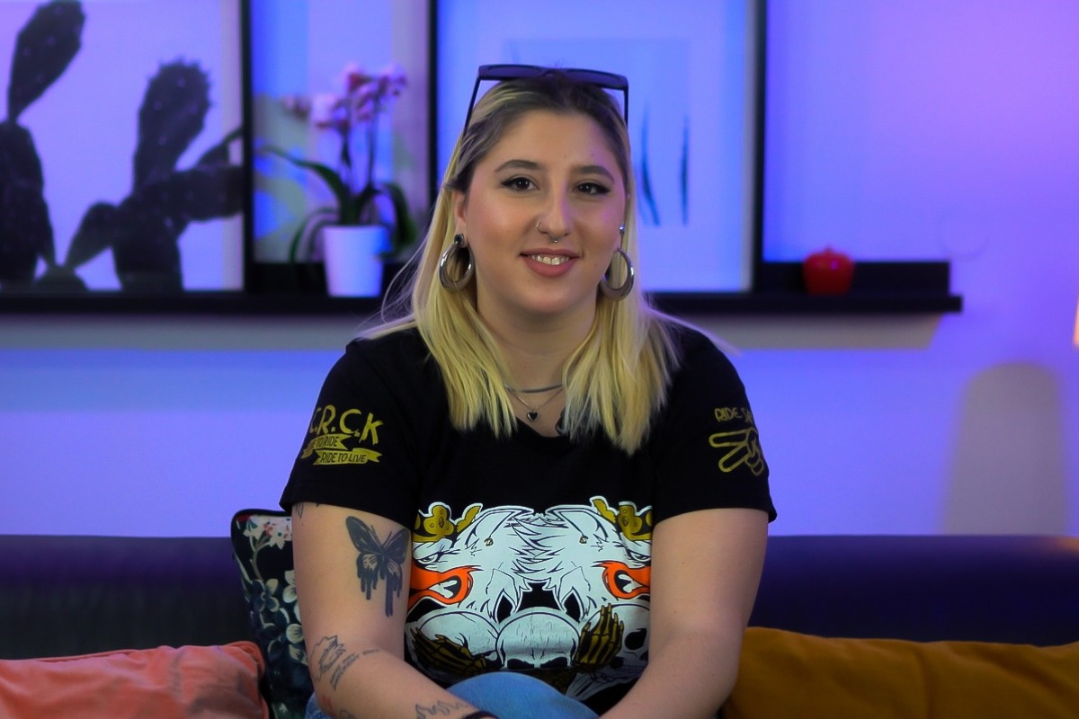 Το κορίτσι της διπλανής πόρτας που δημιουργεί περιεχόμενο στο OnlyFans