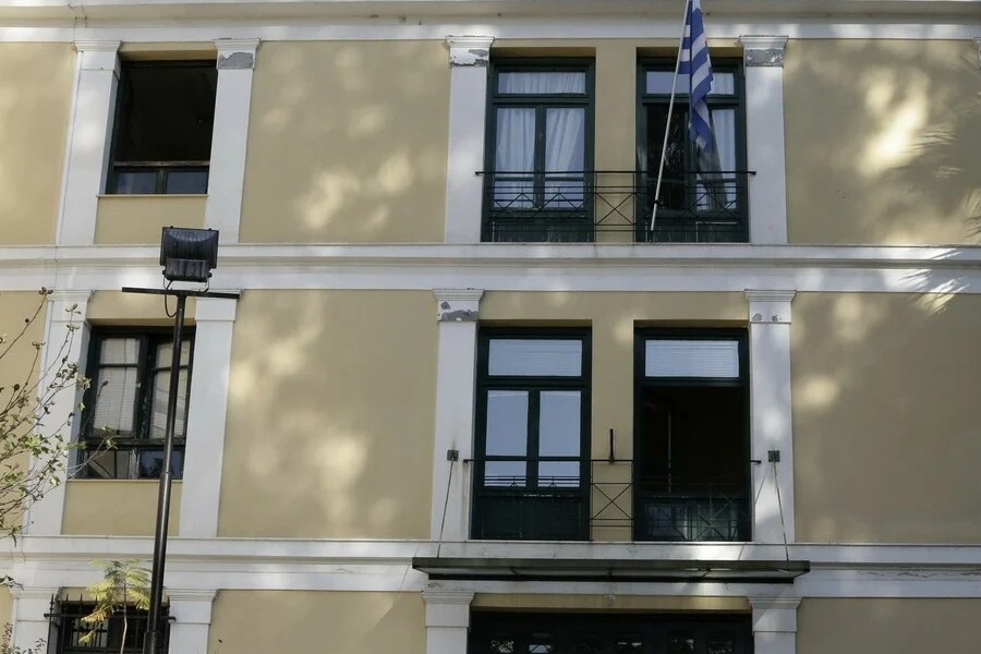 Φαίη Μπακογιώργου: «Την πάτησα στο λαιμό μέχρι που σταμάτησε να αναπνέει»