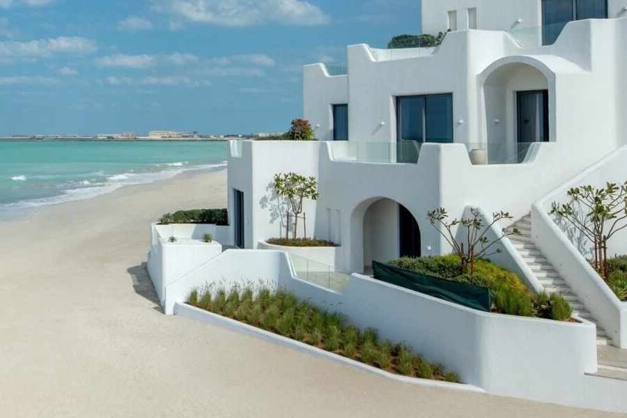 Στο Αμπου Ντάμπι έχουν φτιάξει μια ψεύτικη Σαντορίνη