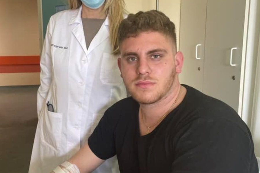 Τέμπη: Ο 20χρονος ήρωας Ανδρέας που έσπασε το τζάμι και έσωσε κόσμο