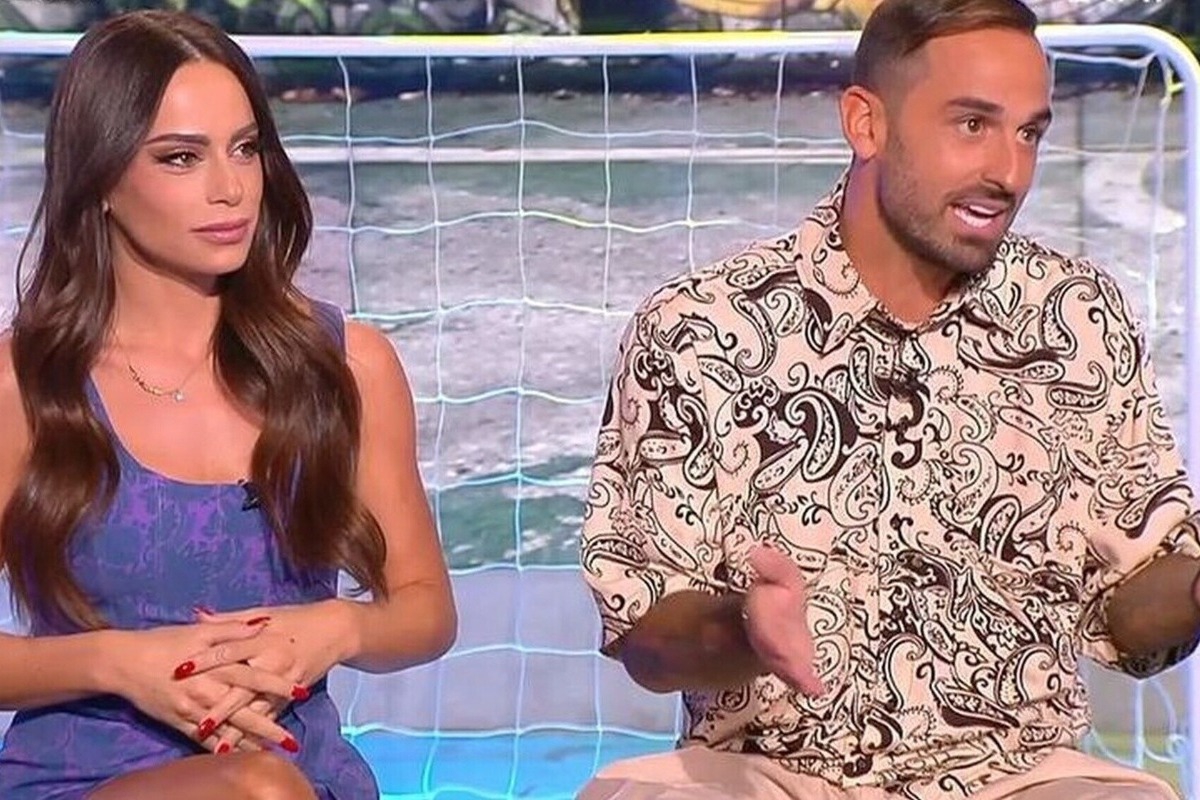 Απίστευτο ξέσπασμα Μαρίας Αντωνά κατά Σοϊλέδη: «Αρούλη ήσουν σε όλα πολύ μικρός»