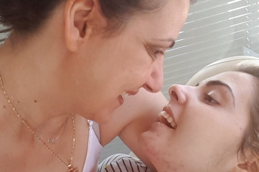 Ξανά Γολγοθάς για την Ασπασία που πυροβολήθηκε από τον πατέρα της