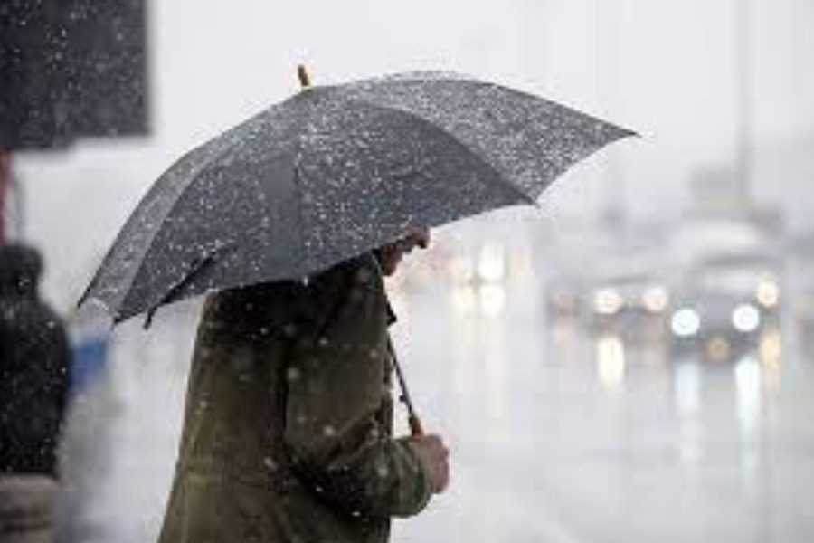 Καιρός: Πού θα σημειωθούν βροχές και καταιγίδες τη Δευτέρα