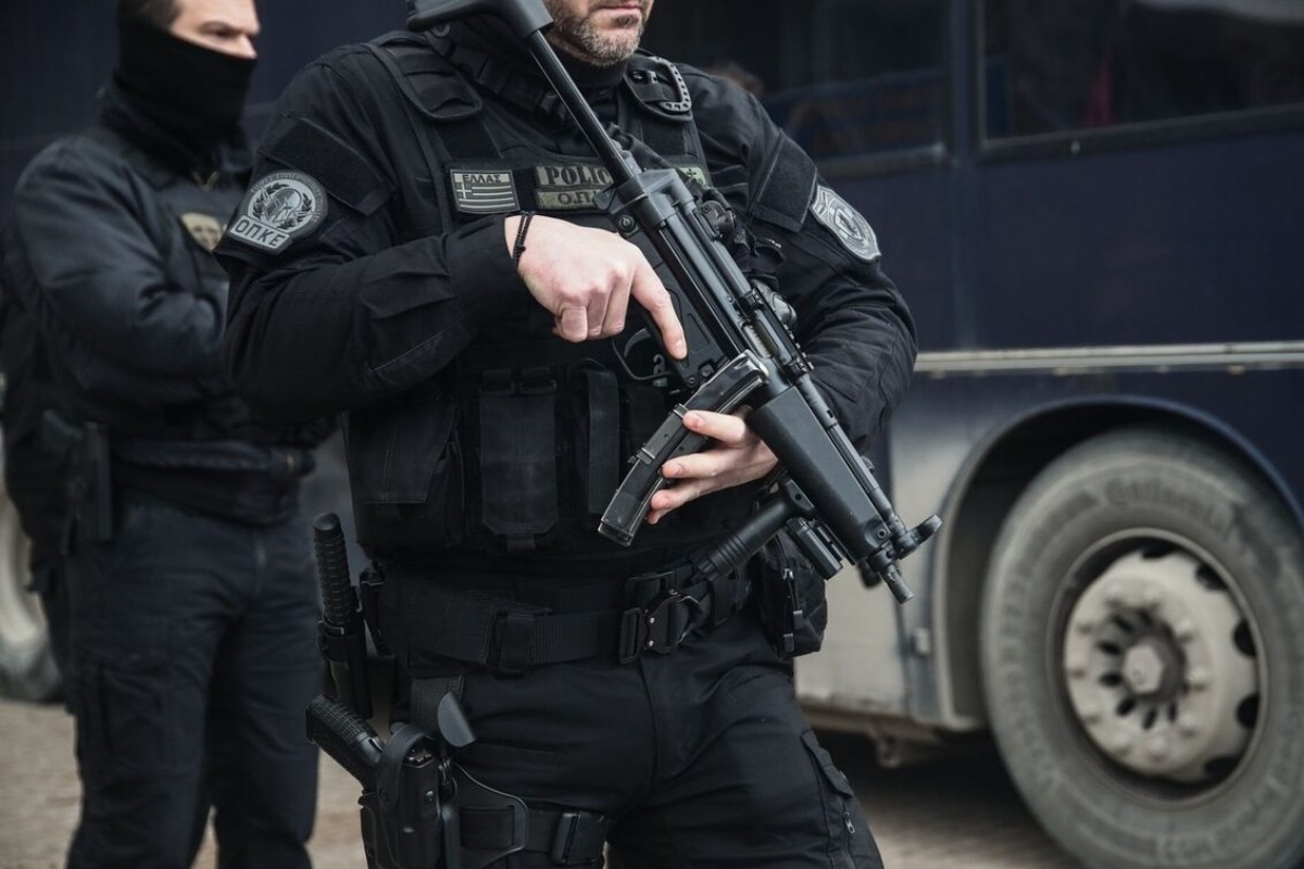 Βοιωτία ‑ Θάvατoς 17χρονου: «Ποτέ δεν πάτησα τη σκαvδάλη», είπε στην απολογία του ο αστυνομικός