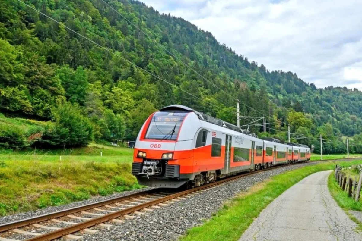 Οργή και σοκ στην Αυστρία για τα νεοναζιστικά μηνύματα που ακούστηκαν σε τρένο