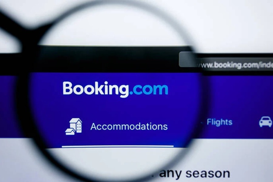 Τι συμβαίνει με τη Booking; Ξενοδόχοι την κατηγορούν ότι δεν πληρώνει τα λεφτά εδώ και μήνες