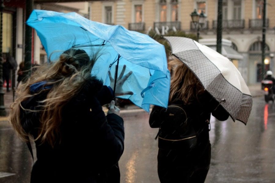 Καιρός: Σε ισχύ τα έκτακτα φαινόμενα – Βροχές, καταιγίδες και πτώση της θερμοκρασίας