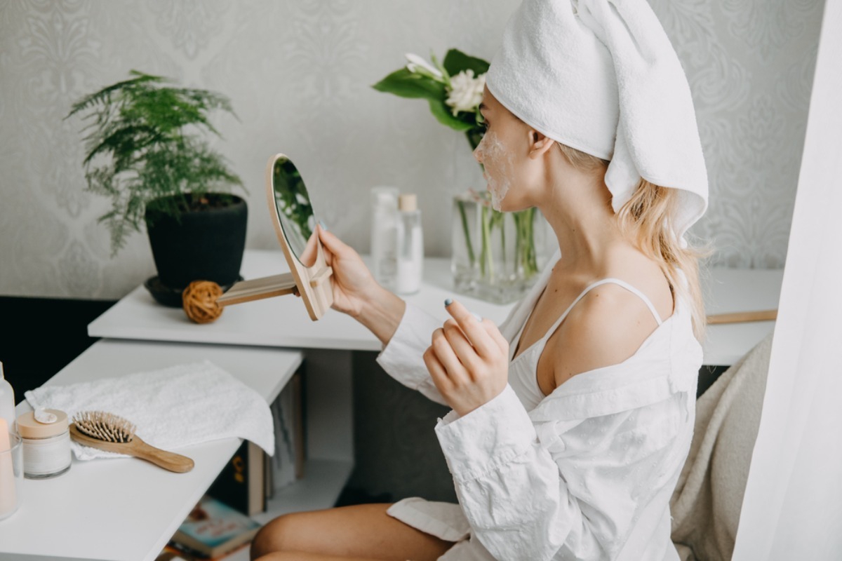 4 τρόποι για να ενισχύσεις τη δράση της μάσκας προσώπου σου