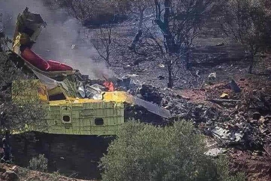 Πτώση Canadair στην Κάρυστο: Τριήμερο πένθος στις Ένοπλες Δυνάμεις
