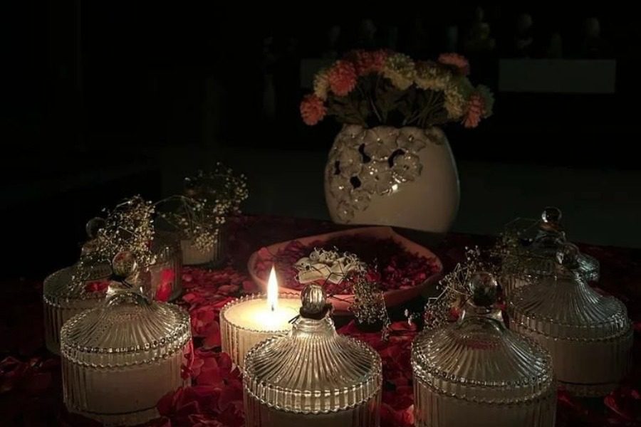 Tι είναι οι θεραπείες του σκοταδιού και γιατί μπορεί να σε βοηθήσουν