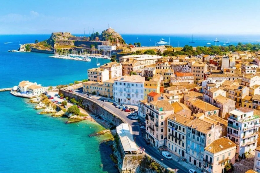 Γιατί η Ελλάδα και η Κύπρος είναι ελκυστικοί προορισμοί για τους Γάλλους συνταξιούχους