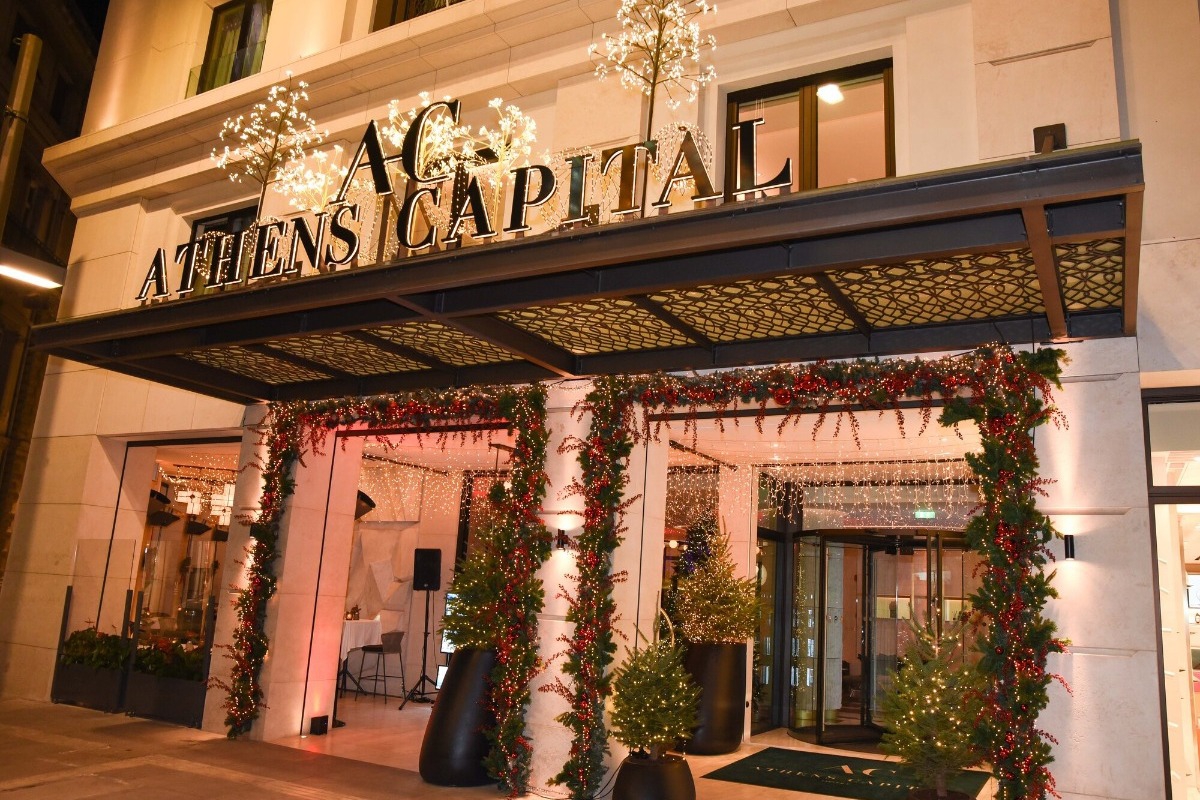 To Athens Capital Hotel‑MGallery Collection σας προσκαλεί να γιορτάσετε την πιο όμορφη εποχή του χρόνου στην καρδιά της Αθήνας!