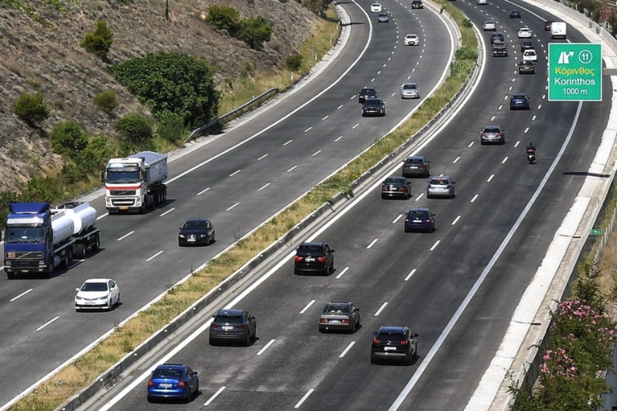 Διακοπή κυκλοφορίας στην Εθνική Οδό Αθηνών‑Κορίνθου