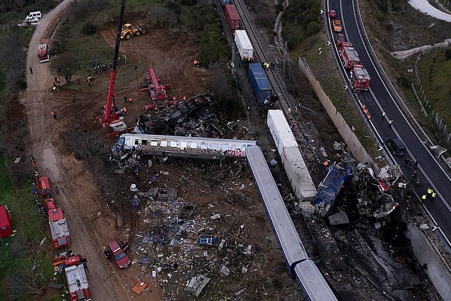 Η απόφαση της σταθμάρχη Νέων Πόρων, που έσωσε δεκάδες ανθρώπους και αποσόβησε μεγαλύτερη τραγωδία
