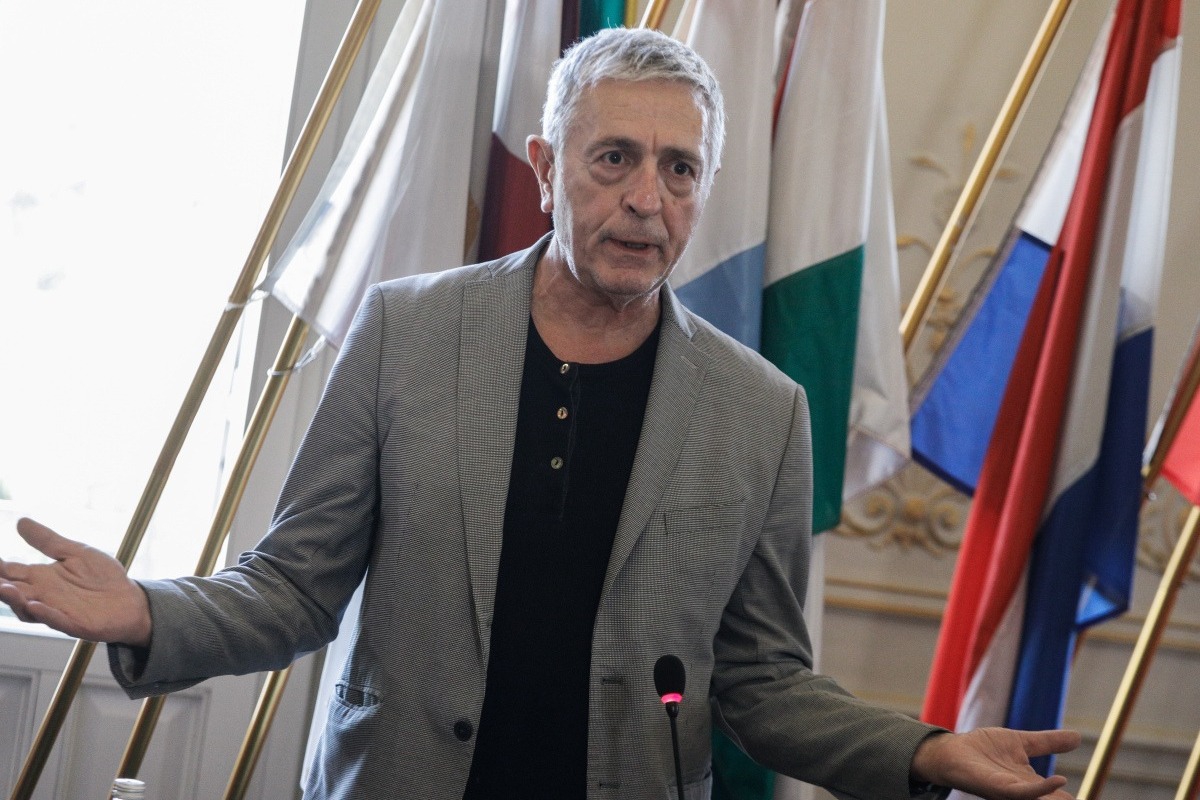 Νέα αποχώρηση στον ΣΥΡΙΖΑ