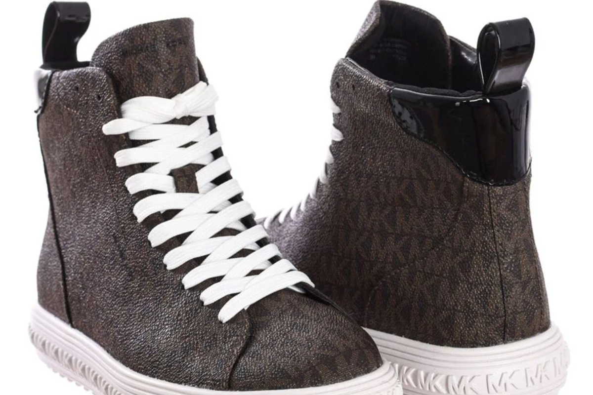 Εκπτώσεις έως ‑40% στα παπούτσια Michael Kors!