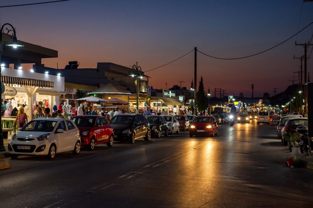 Τουρίστρια στη Ρόδο αντιλήφθηκε ότι τη βιντεοσκοπούσαν ενώ έκανε σeξ