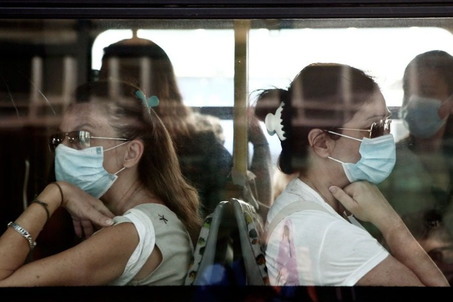 Τέλος και επίσημα οι μάσκες στα ΜΜΜ