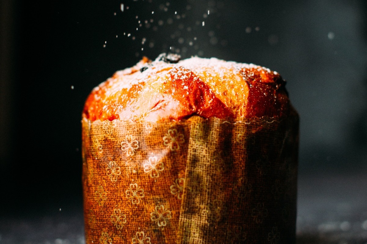 Panettone: Τρεις ειδικοί μας εξηγούν γιατί κοστίζει τόσο και πώς φτιάχνεται