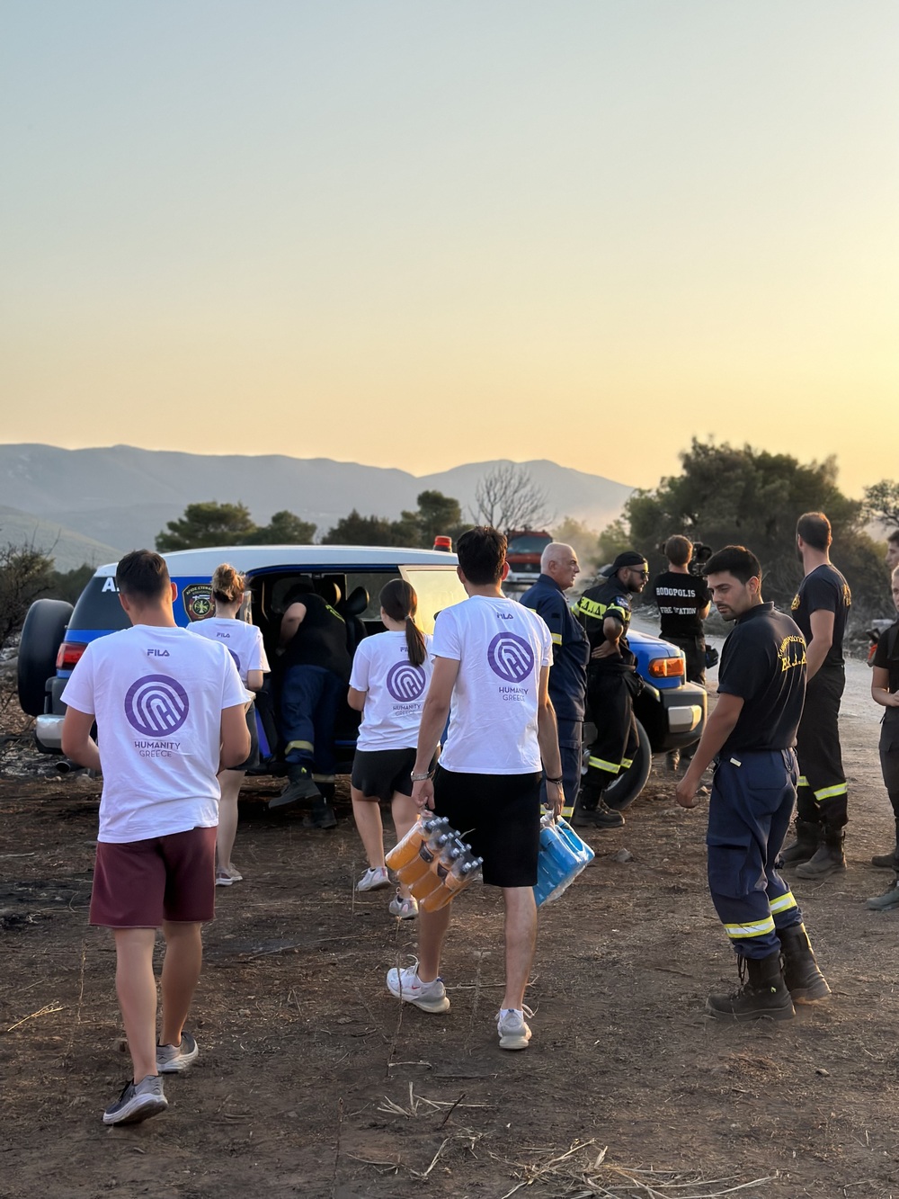 Humanity Greece: Πώς μπορείς να βοηθήσεις στις φωτιές