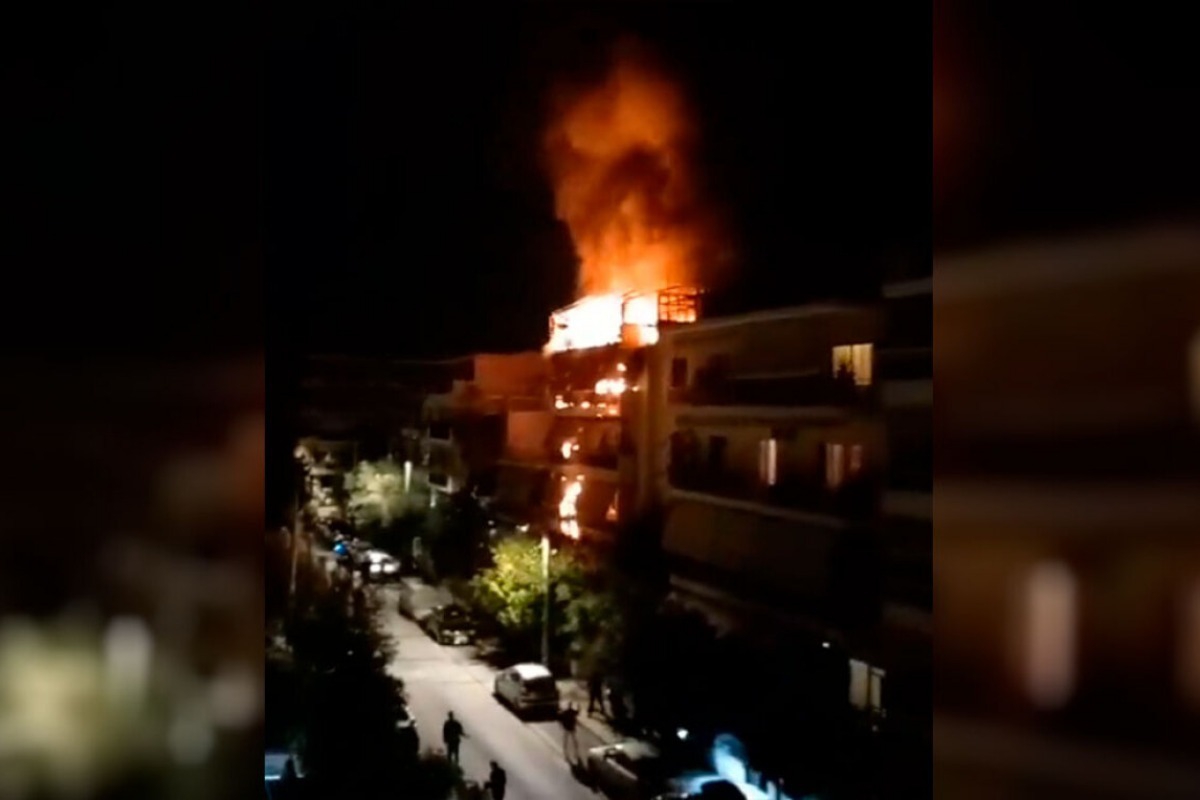 Ανω Πατήσια: Συγκλονιστικό βίντεο από τη φωτιά σε διαμέρισμα στην οποία έχασε τη ζωή της γυναίκα