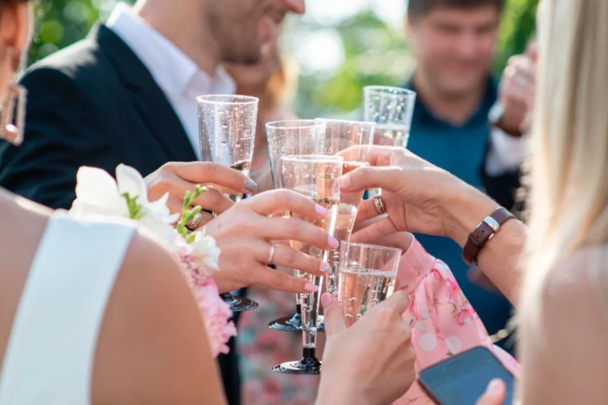 «Φεστιβάλ» φοροδιαφυγής σε χλιδάτο γάμο: Η ΑΑΔΕ τσάκωσε τους πάντες μέσω των social media