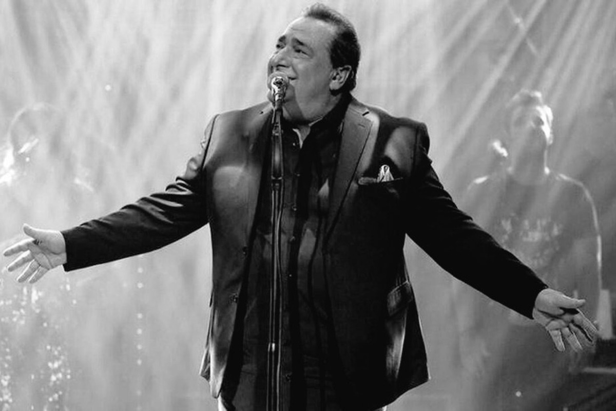 Βασίλης Καρράς: Η συναυλία για ρεκόρ Γκίνες στη Σόφια