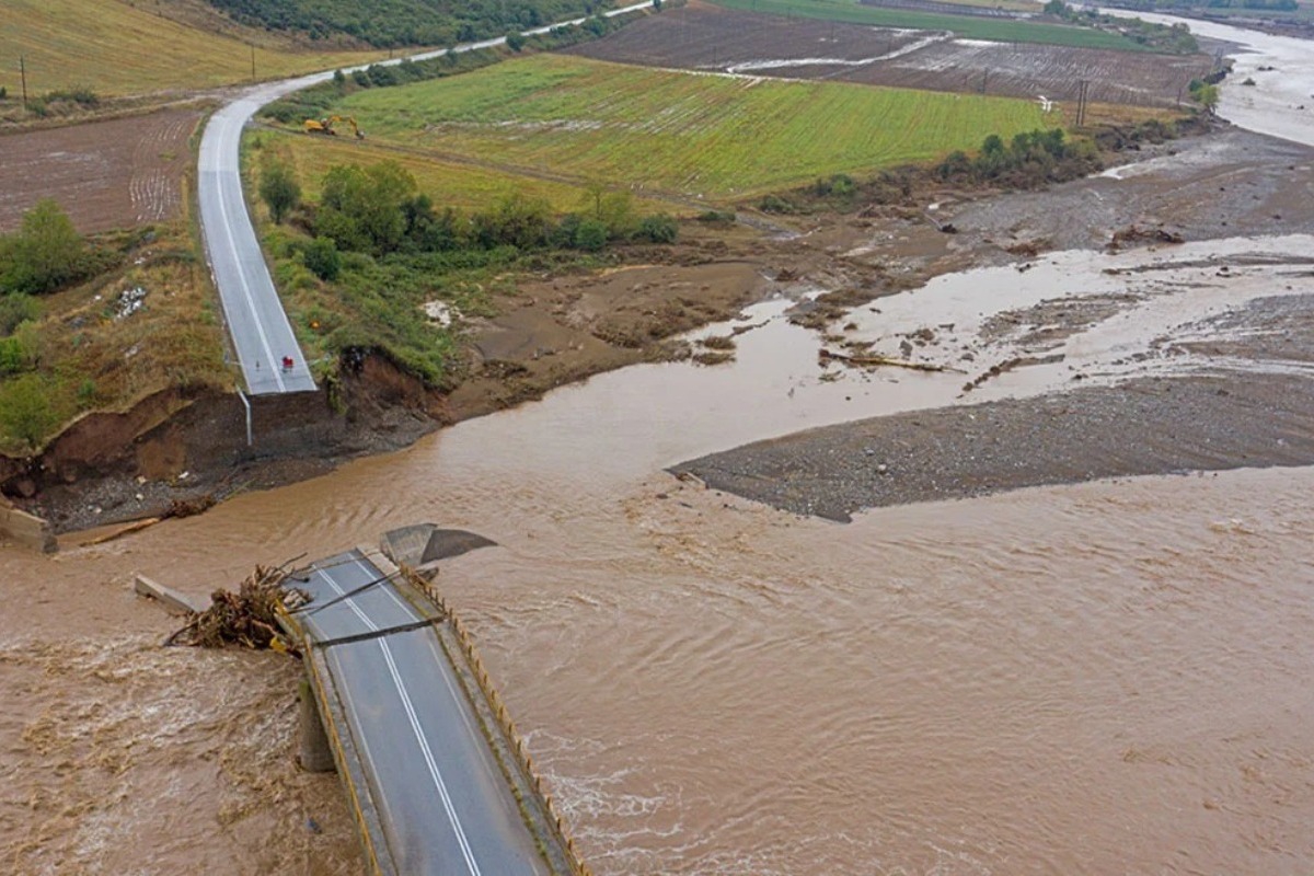 Κικίλιας: Έξι αγνοούμενοι στην Αγία Τριάδα Καρδίτσας ‑ 885 απεγκλωβισμοί και διασώσεις
