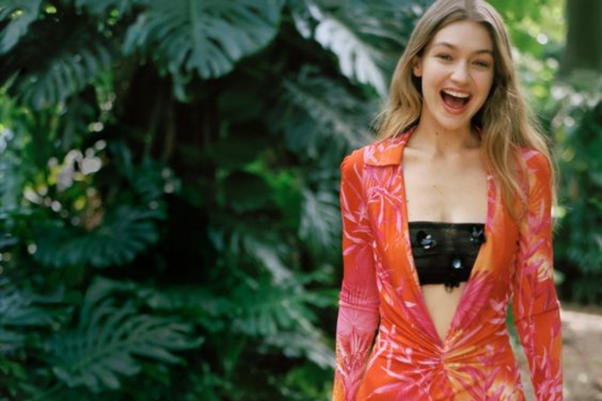 Η Gigi Hadid μας δείχνει τα μαλλιά του καλοκαιριού
