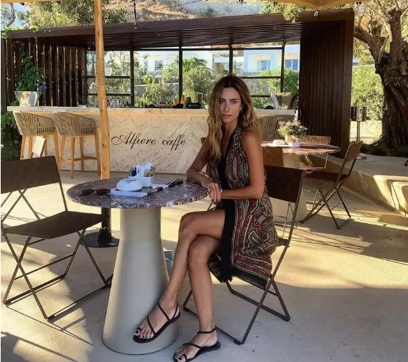 Νικολέττα Ράλλη: «Με μαύρισε, στους 6 μήνες ξεκίνησα τα χάπια»