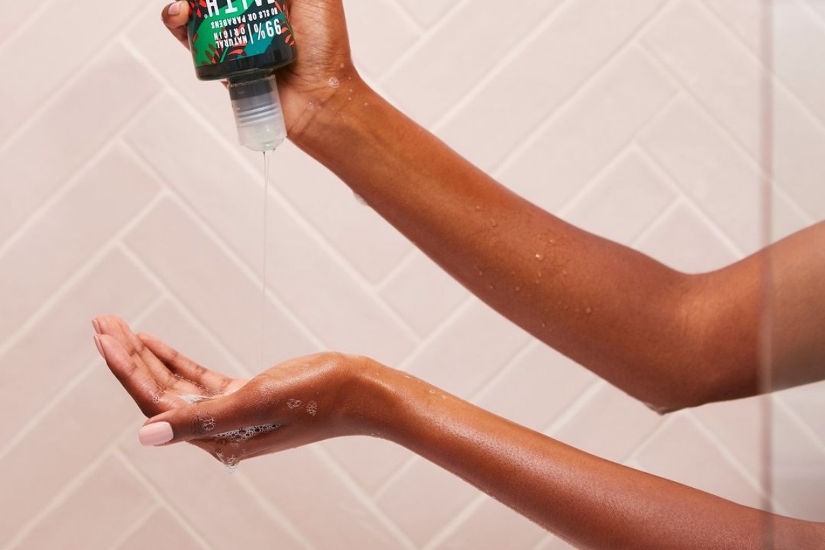 Τριχόπτωση: Να γιατί μπορεί να ευθύνεται το conditioner