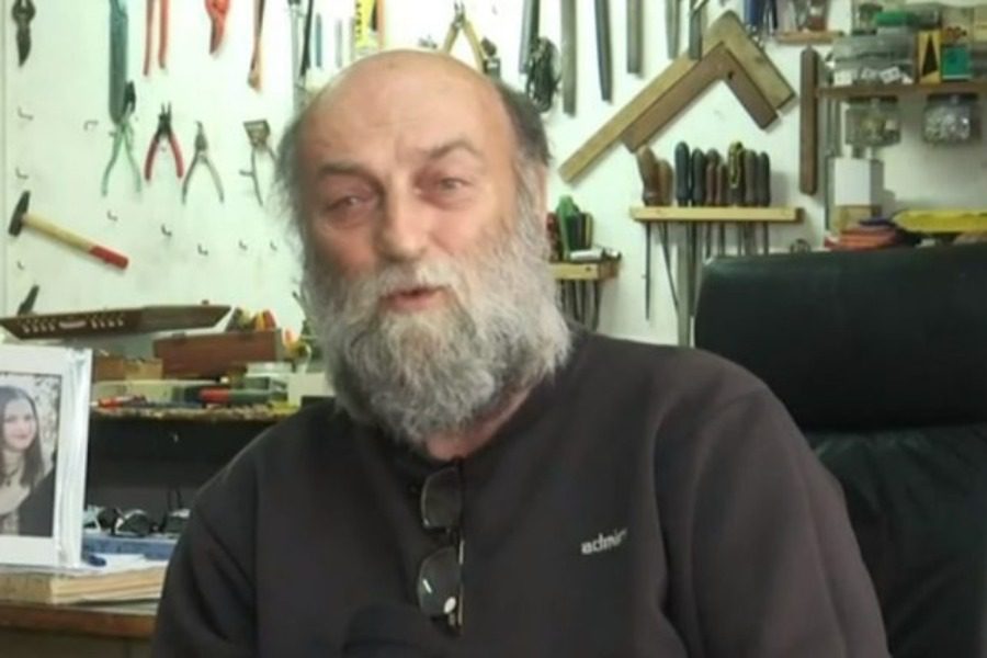 Τέμπη: Τι απαντά ο πατέρας που τον αποκάλεσαν «τέρας»