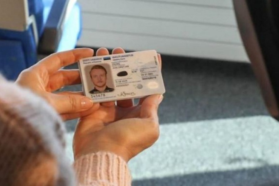 Νέες ταυτότητες σε μέγεθος πιστωτικής κάρτας από τον Σεπτέμβριο